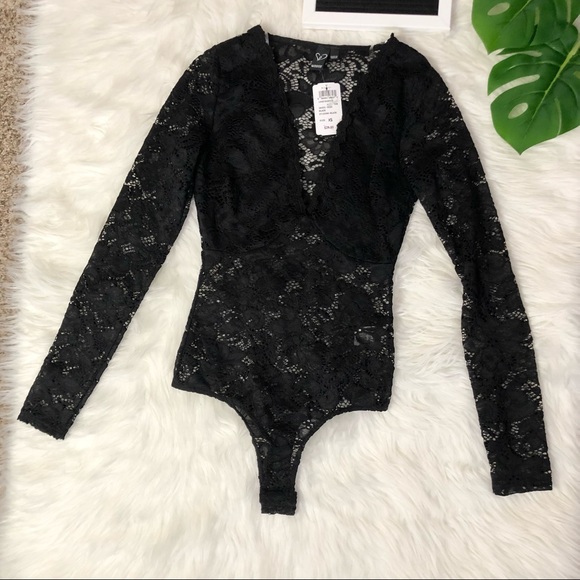 Windsor Lace Bodysuit - Picture 2 of 6